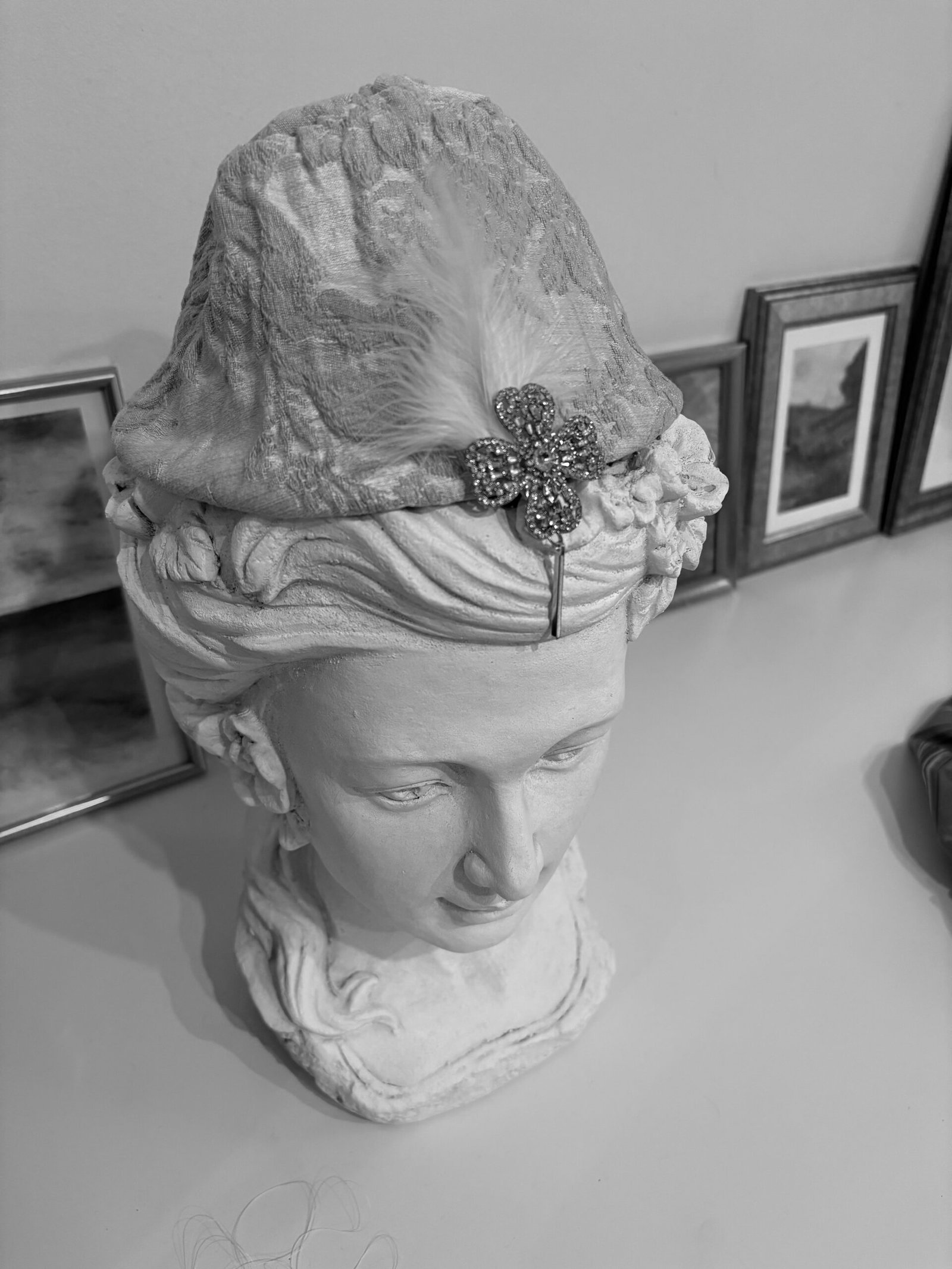 BELLE - Image 2